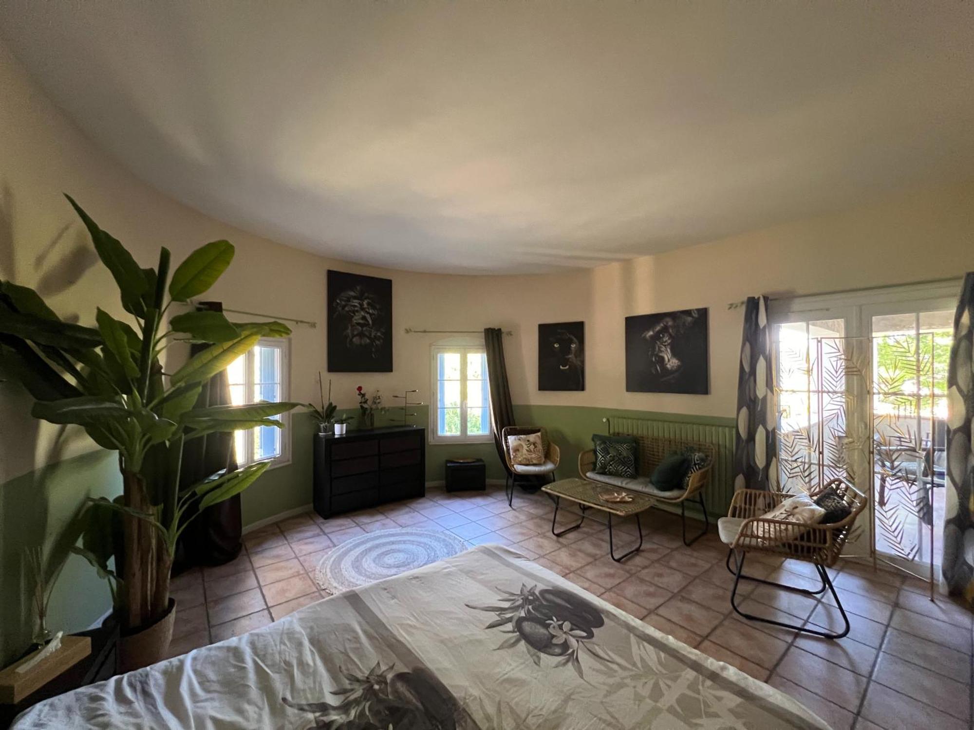 그뢰오레방 Bastide Du Bonheur Saint Donat B&B 외부 사진